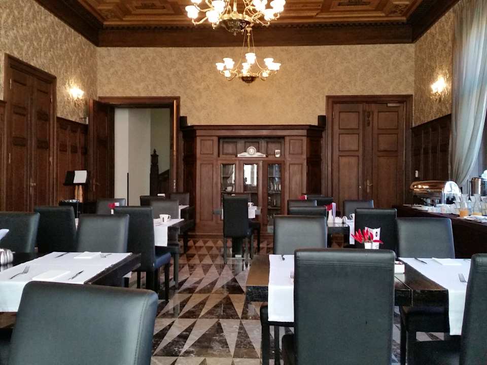 Frühstück Platinum Palace Boutique Hotel & SPA