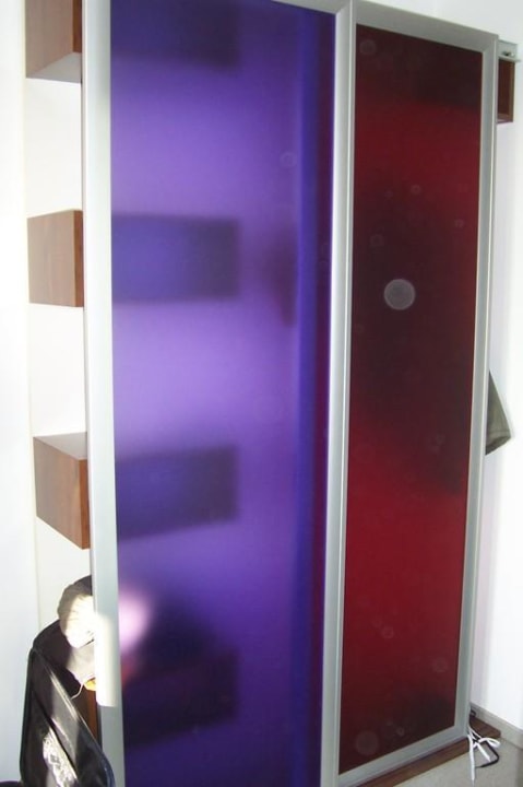 Schrank Auszeit Hotel Düsseldorf