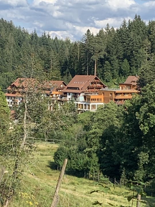 Außenansicht Wellnesshotel Forsthaus Auerhahn