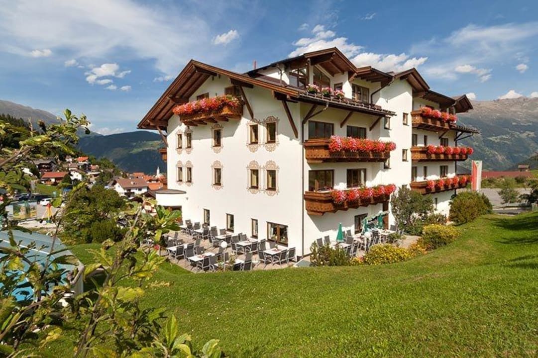 Hotel mit Sonnenterrasse Hotel Panorama