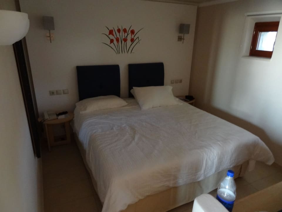 Schlafbereich im Bungalow Ikaros Beach Luxury Resort & Spa - Adults Only
