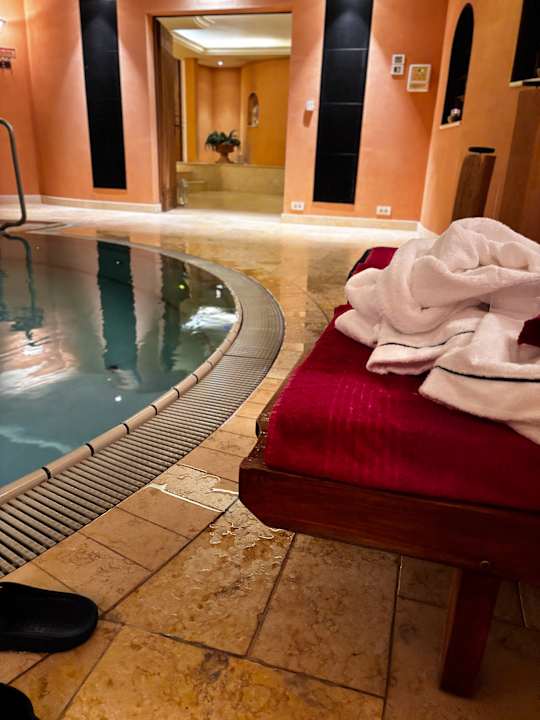 Pool Hotel Yachthafenresidenz Hohe Düne