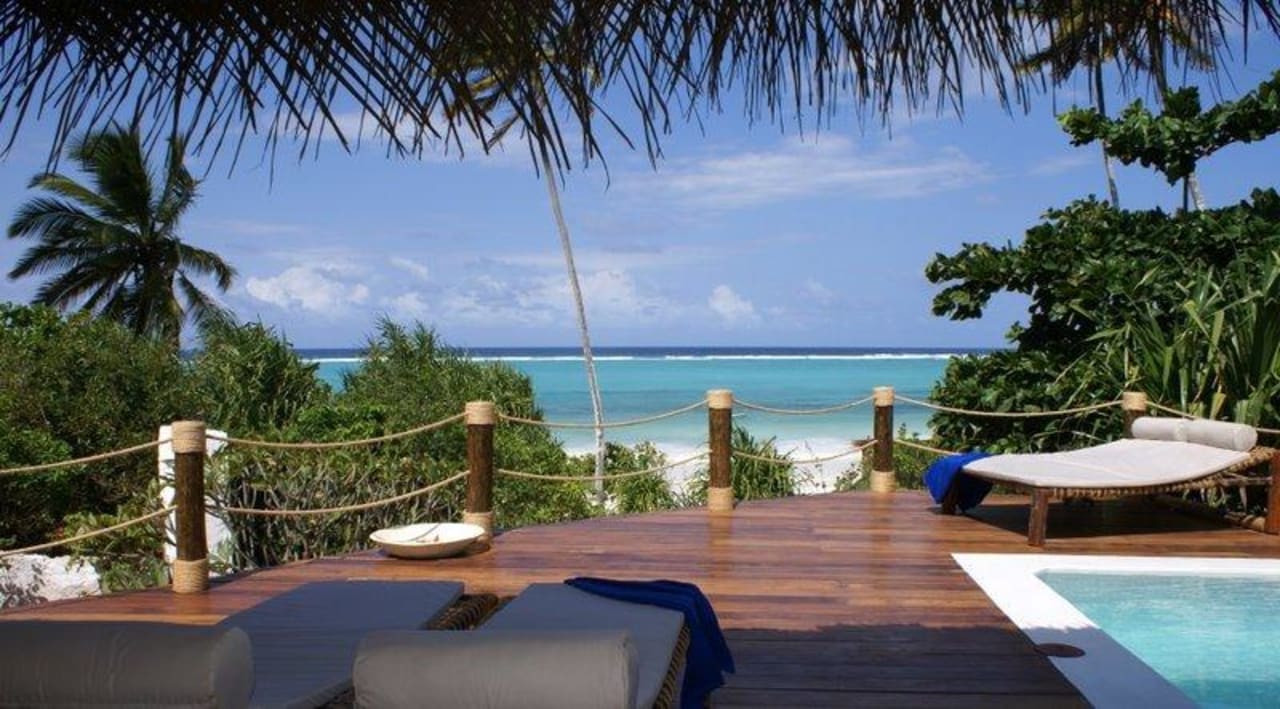 Matemwe Beach House - Terrasse mit Pool Matemwe Beach House