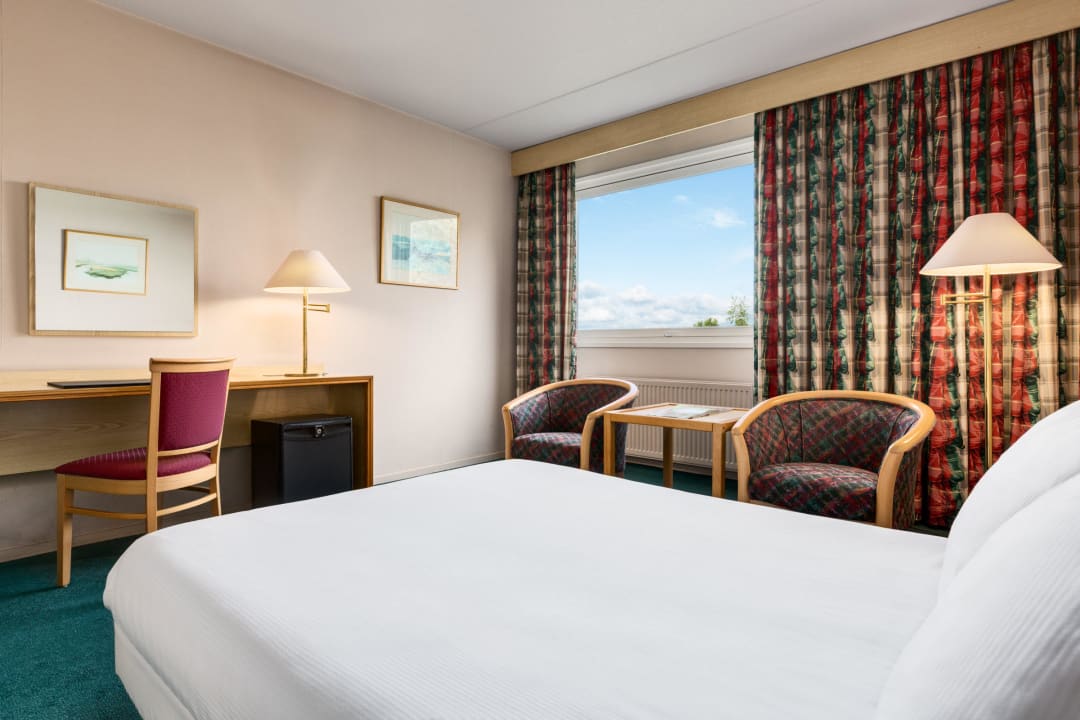 Standard Doppelzimmer  Hotel NH Geldrop