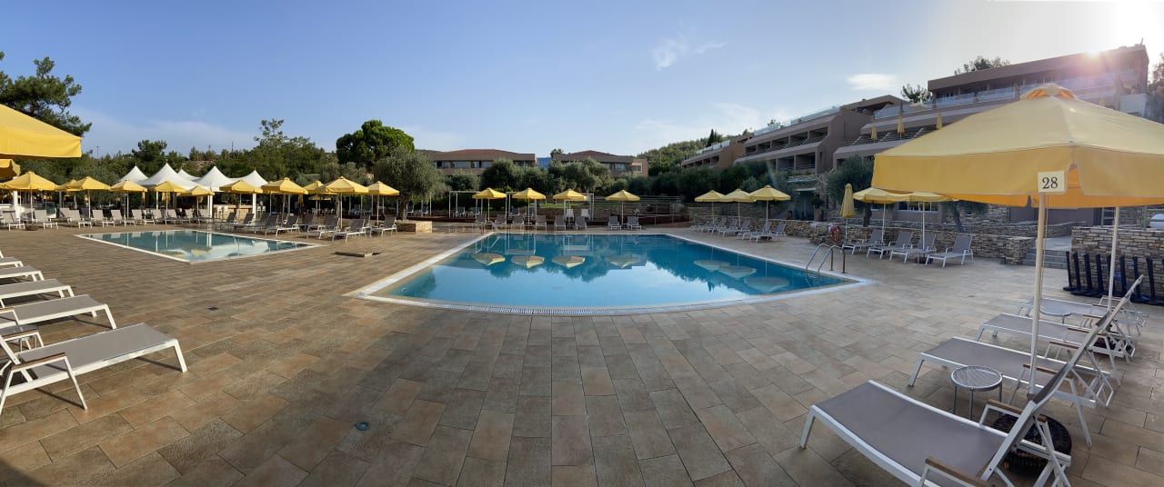 Pool Hotel Royal Paradise Beach Resort & Spa