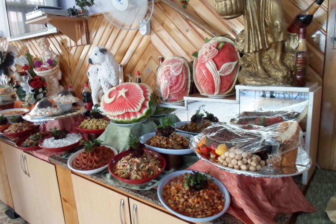 Essen beim Türkischen Abend Sayanora Hotel