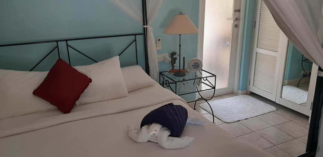 Zimmer Kuredu Island Resort & Spa