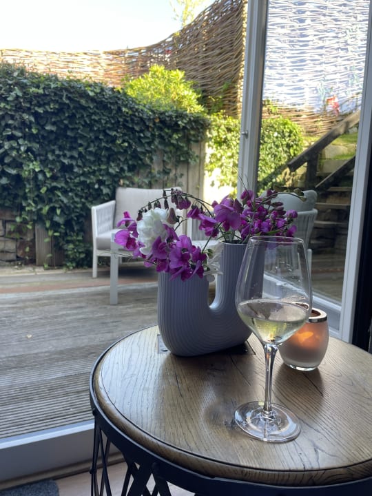 Außenansicht Hotel Strand am Königshafen