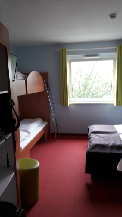 Zimmer B&B HOTEL Mannheim-Neuostheim