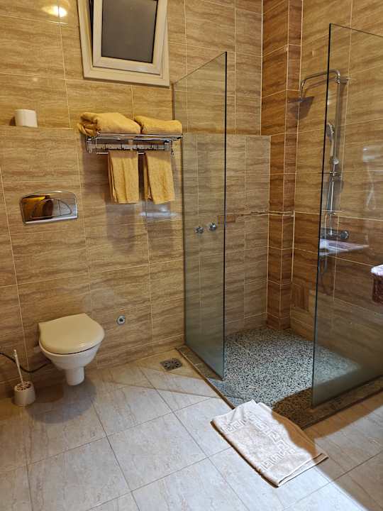 Zimmer Jewel Howard Carter Hotel