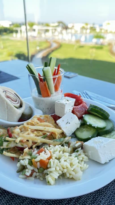 Gastro Asterias Beach Resort