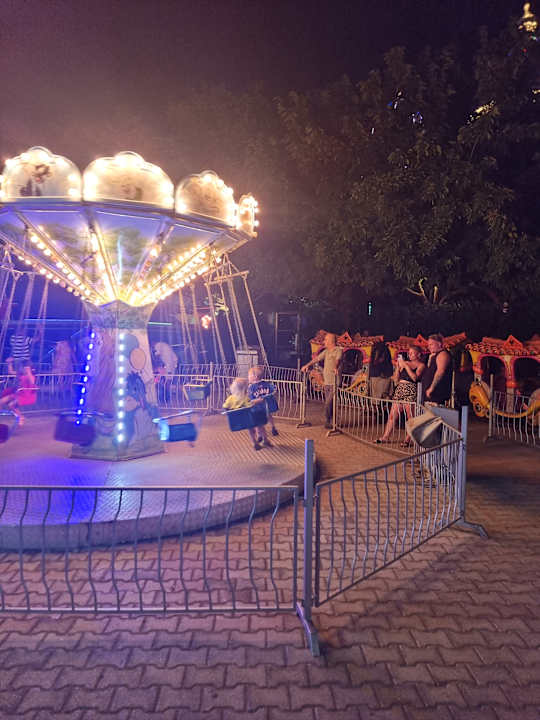 Sonstiges Saturn Palace Resort Hotel