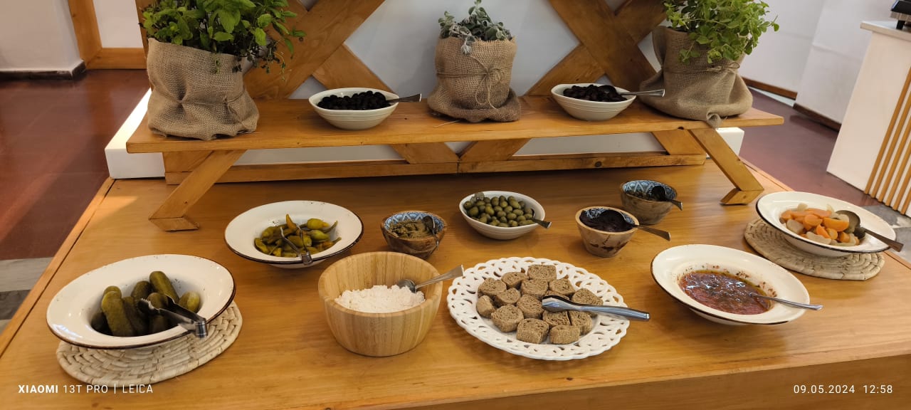 Gastro Tylissos Beach Hotel