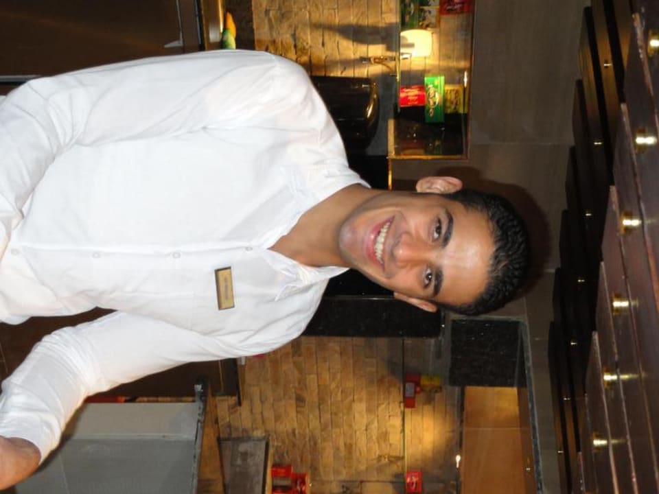 Mr.Amr aus dem Tamraya Cafe Pickalbatros Alf Leila Wa Leila Resort - Neverland Hurghada
