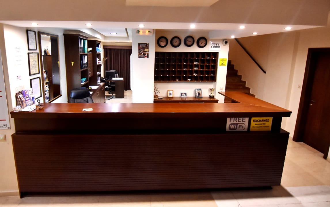 Lobby 24 Seven Boutique Hotel