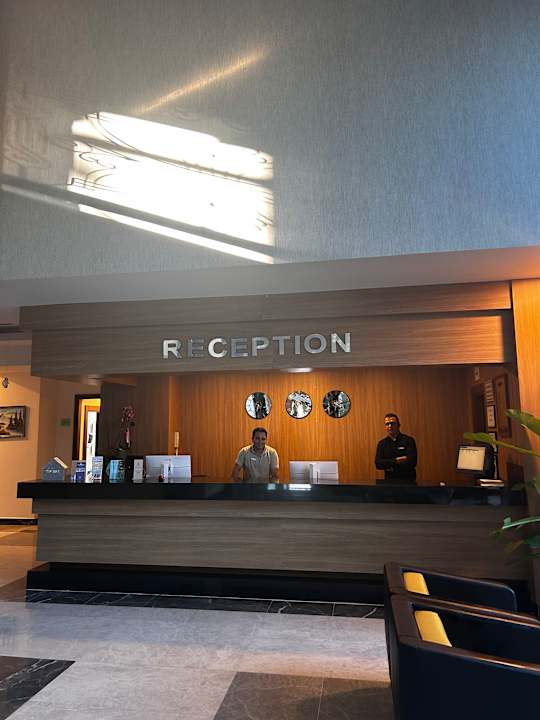 Lobby Hotel Sirma