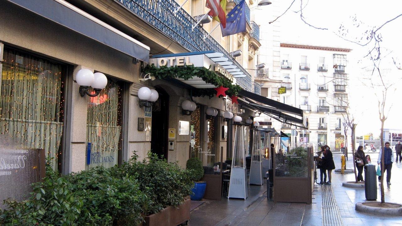 Entrance Hotel Preciados