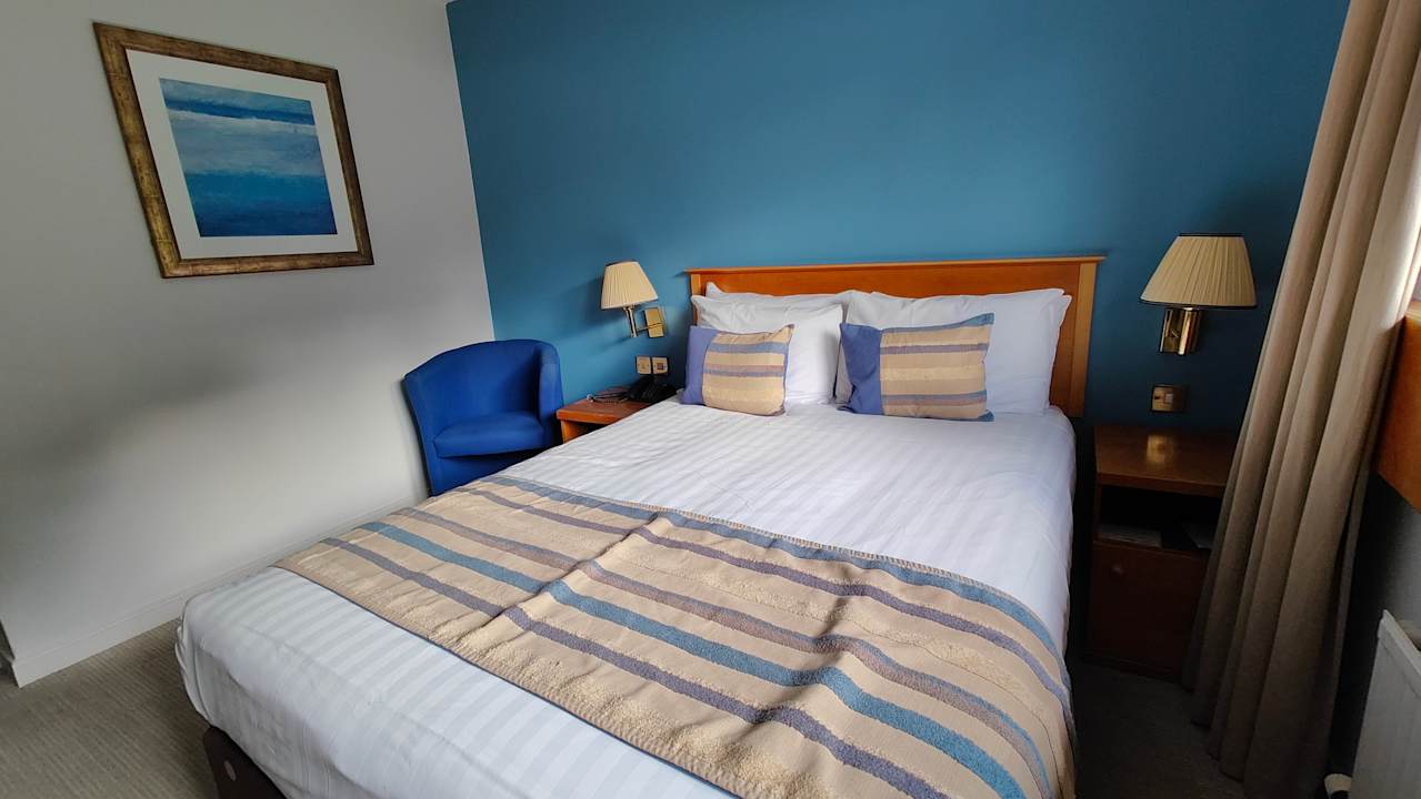 Zimmer Stirling Court Hotel
