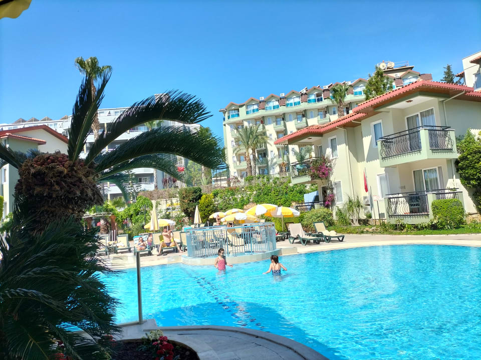 Pool Hotel Gardenia Beach