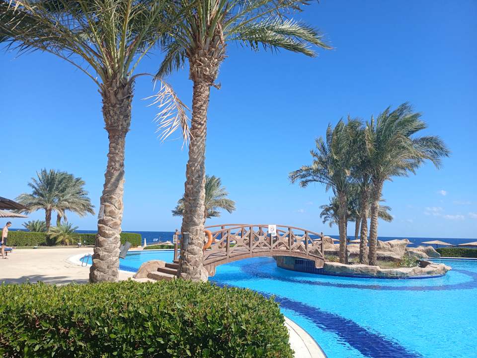 Pool Coral Hills Resorts & SPA