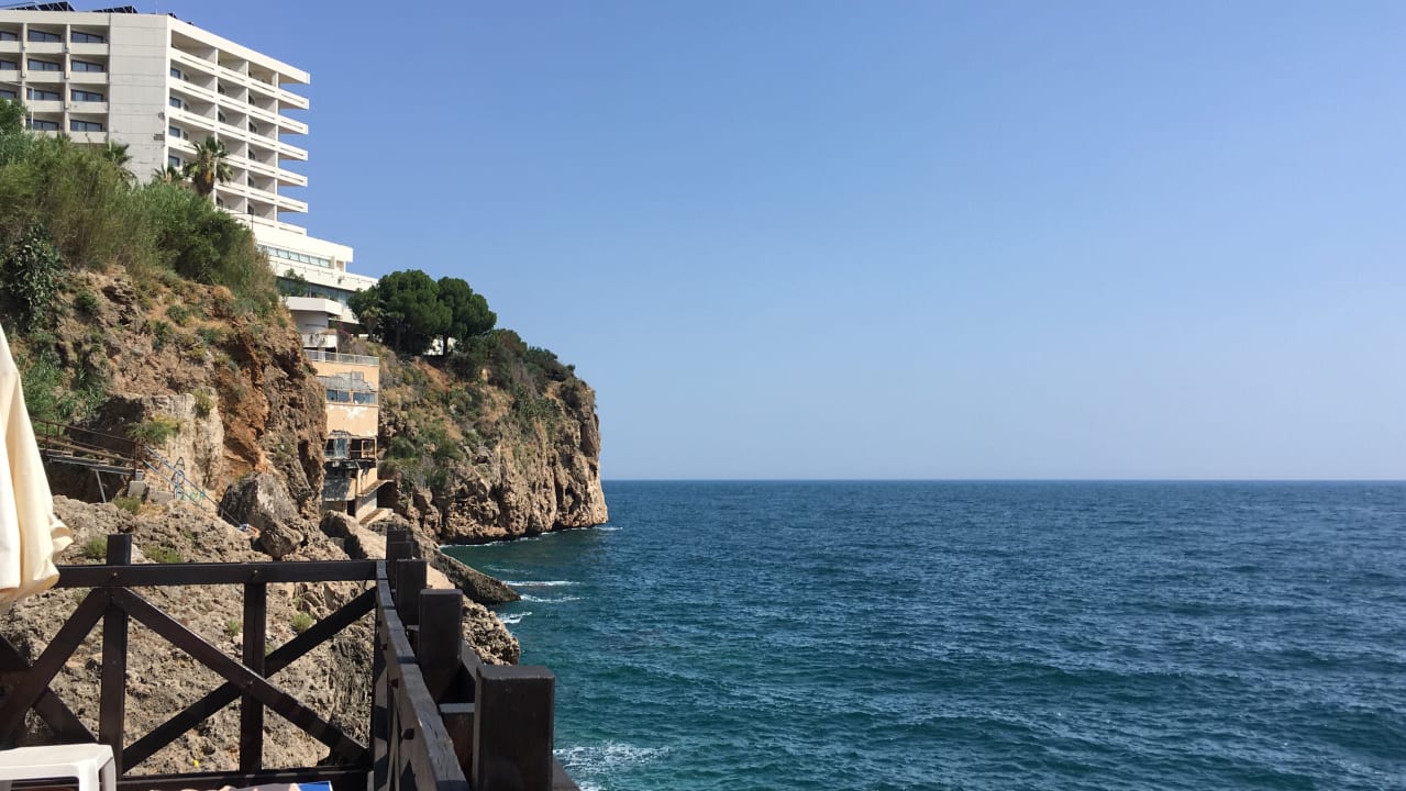 Strand Ramada Plaza by Wyndham Antalya
