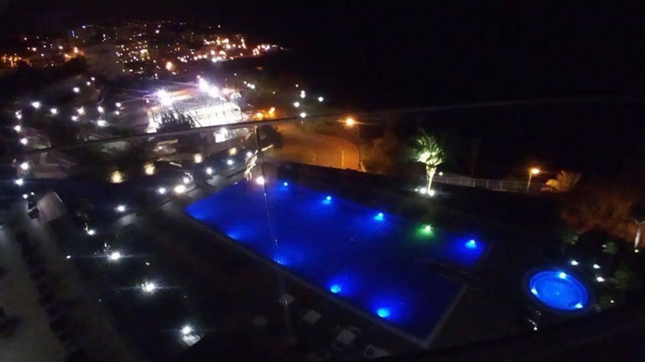 Ausblick von der Sonnenterrasse Hotel Baia Azul