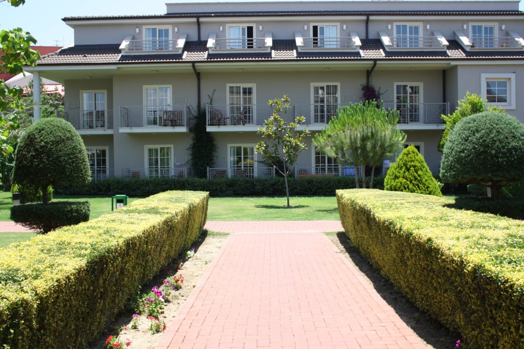 Gang zum Bungalow Sunis Elita Beach Resort & Spa