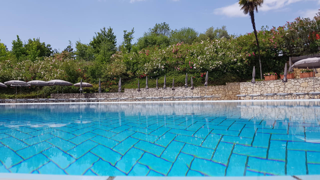 Pool Hotel Le Torri del Garda