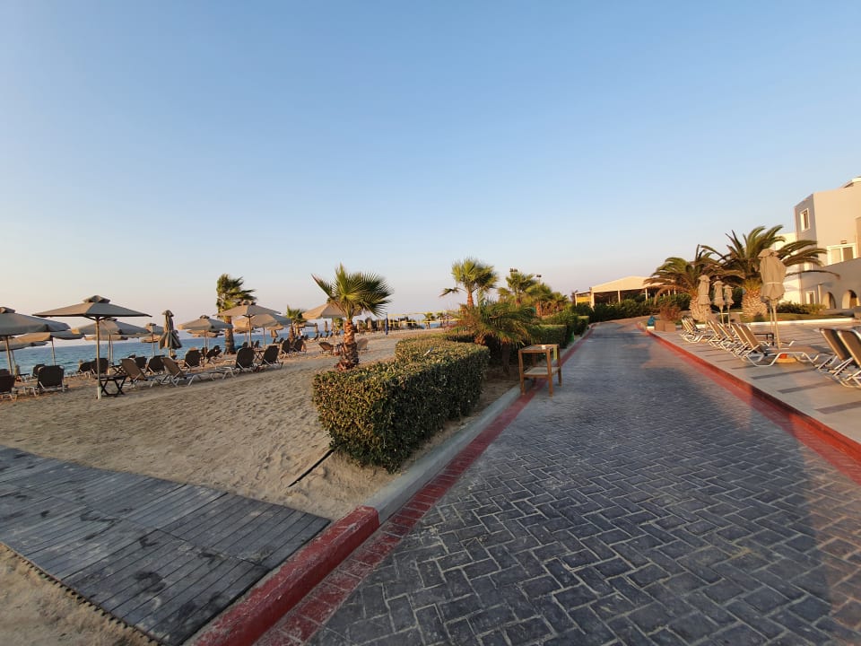 Strand Atlantica Marmari Palace