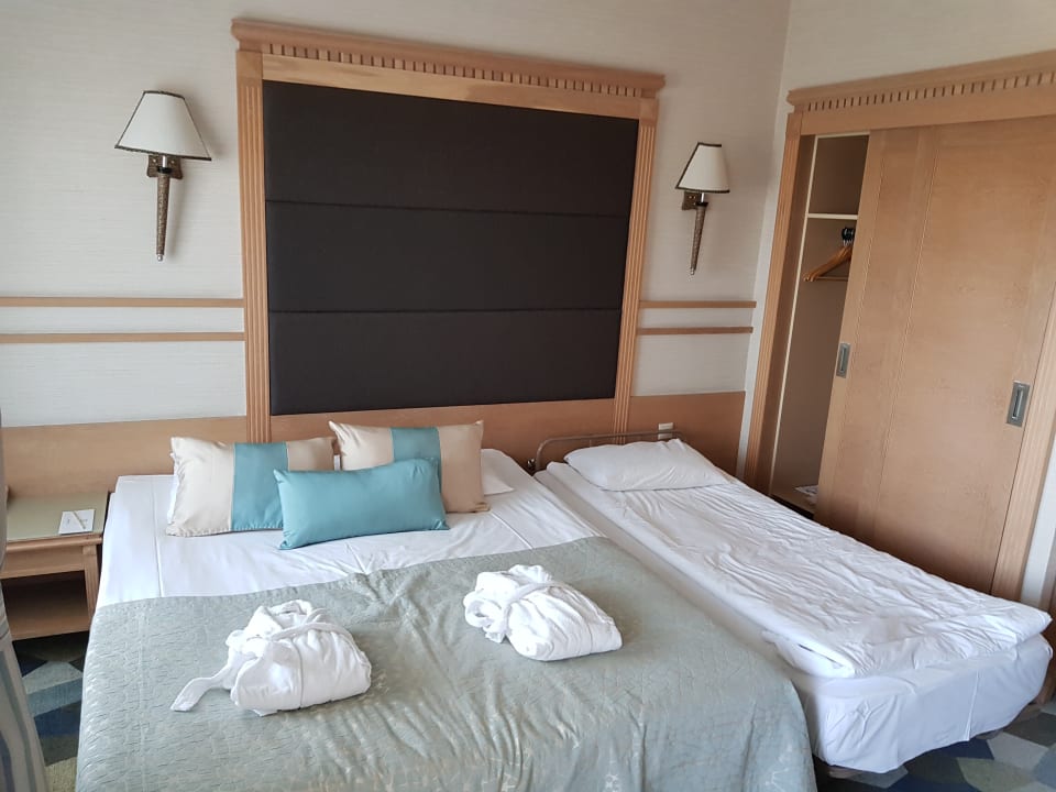 Zimmer Fame Residence Lara & Spa