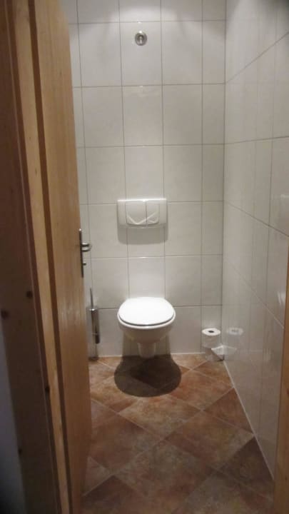 Vom Bad getrenntes WC Hotel Waldhof