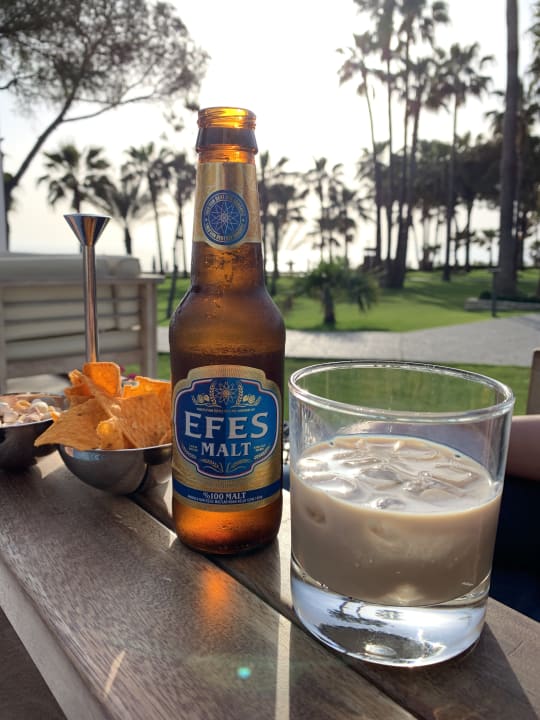 Gastro Acanthus Cennet Barut Collection