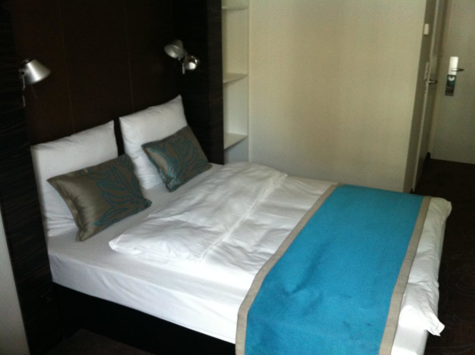 503 Motel One Berlin Ku'Damm