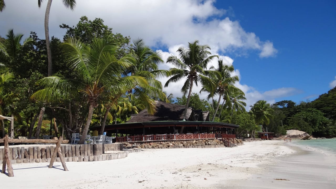 Blick Richtung Hauptrestaurant Paradise Sun