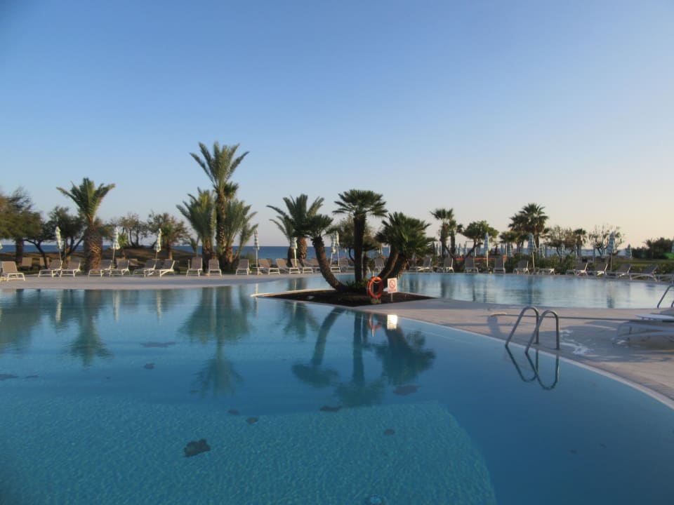 Pool Grand Palladium Sicilia