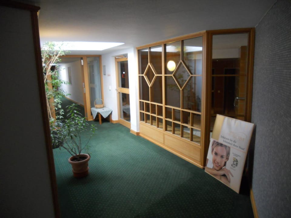 Eingangsbereich Schwimmbad HYPERION Hotel Garmisch-Partenkirchen