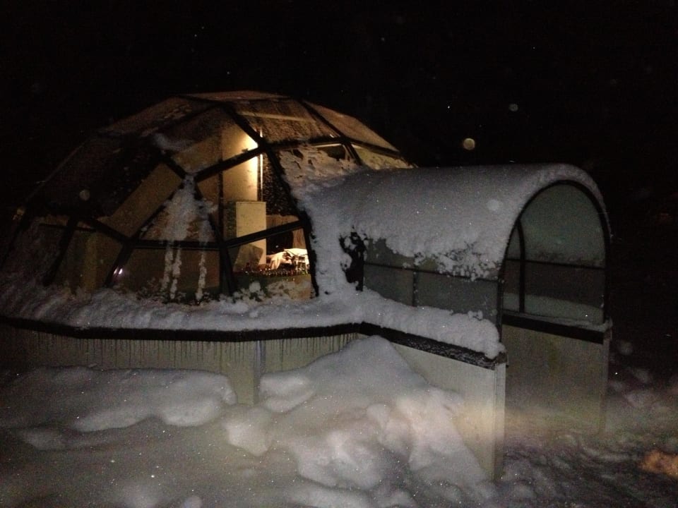 Iglo z zewnatrz Hotel Igloo Village Kakslauttanen