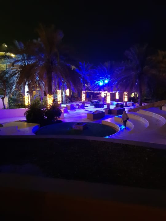 Gartenanlage Sheraton Hotel & Resort Abu Dhabi