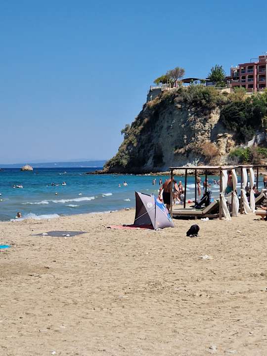 Strand La Mirage Hotel