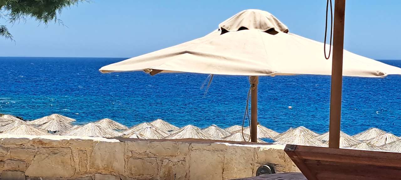 Ausblick Hotel Kakkos Bay