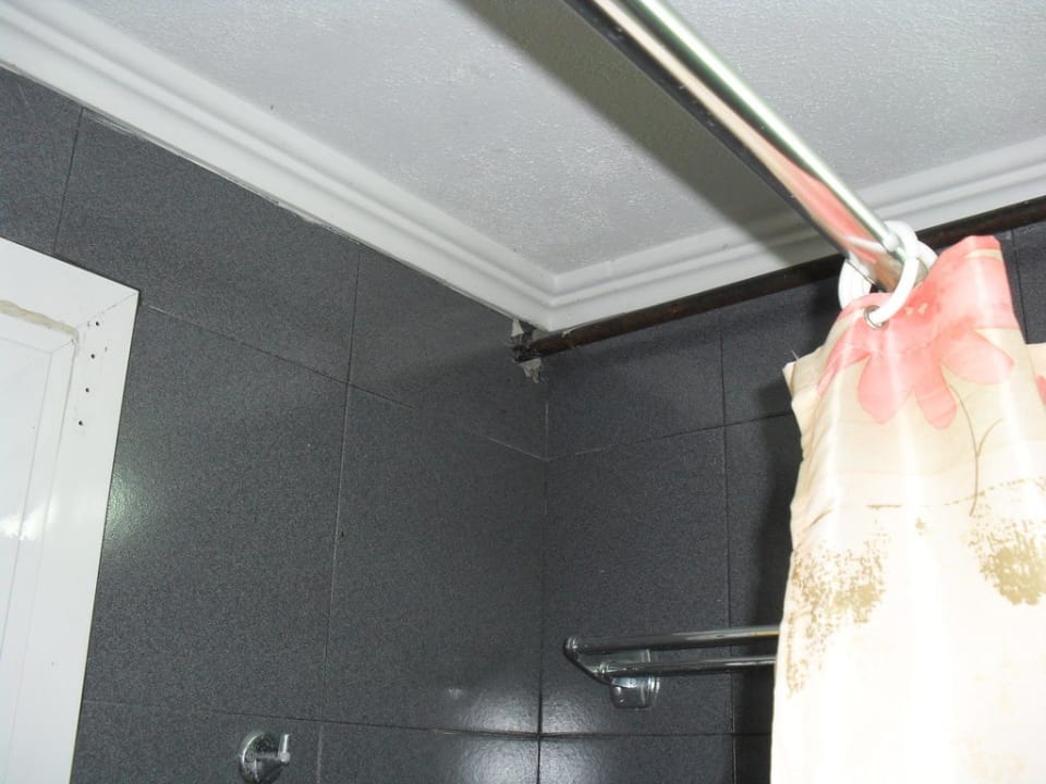 Fliesen /Rohrleitung HARPIN Georgioupolis Resort Aquapark & SPA