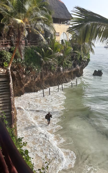 Strand Bahari Beach Hotel