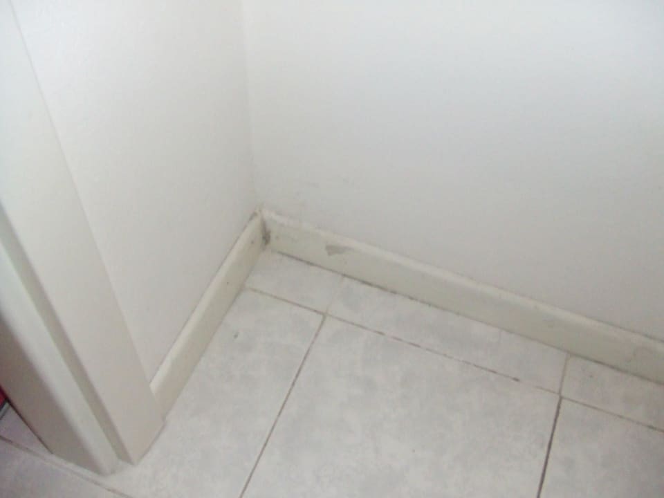 Schmutz und Dreck Hotel Residence Cristoforo Colombo