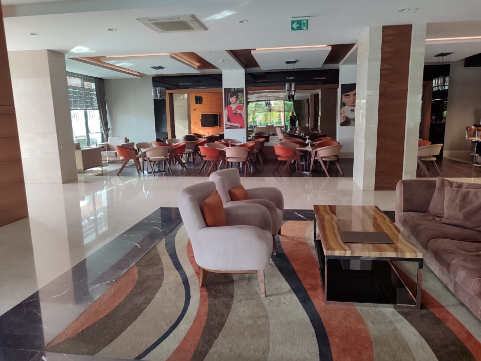 Lobby Side Sunport Hotel & Spa