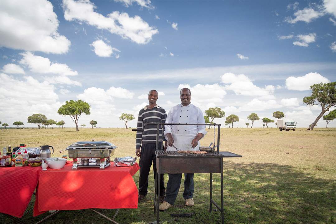 Mittagessen im Busch Royal Mara Safari Lodge
