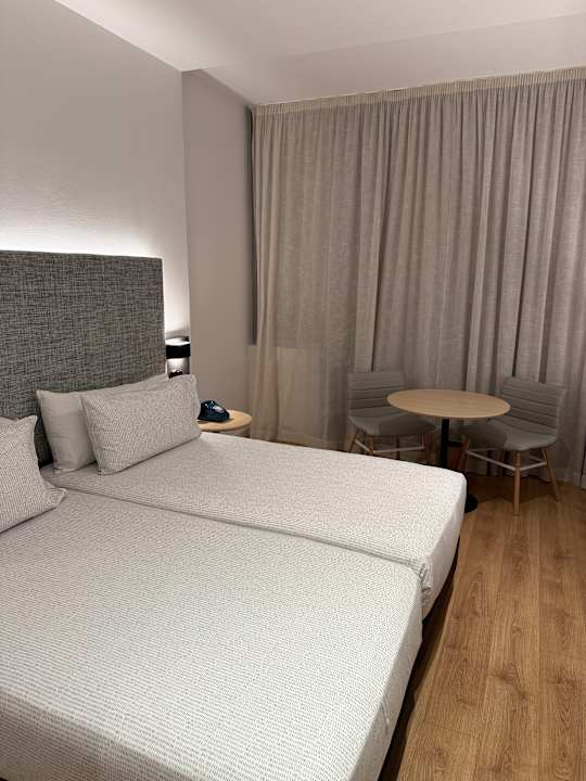 Zimmer INNSiDE by Meliá Barcelona Aeropuerto