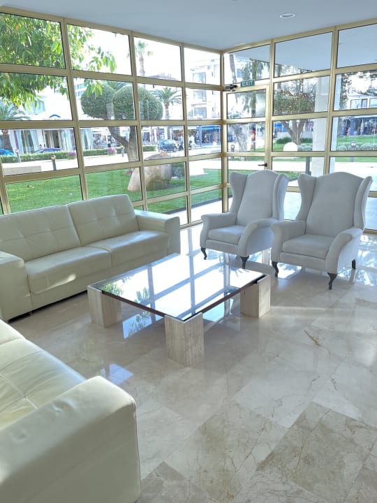 Lobby CM Playa del Moro