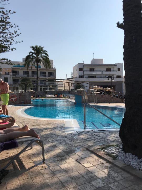 Pool CM Playa del Moro