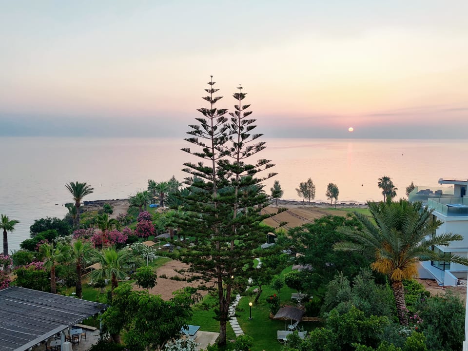 Ausblick Crystal Springs Beach Hotel