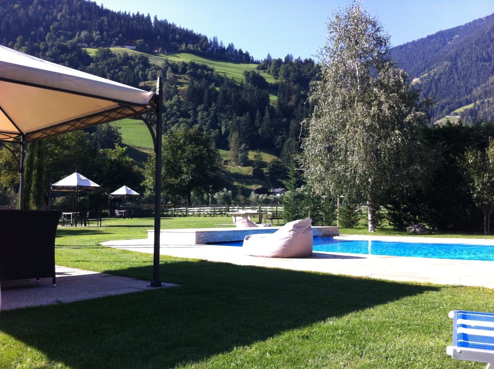 Pool Hotel Wiesenhof Garden Resort